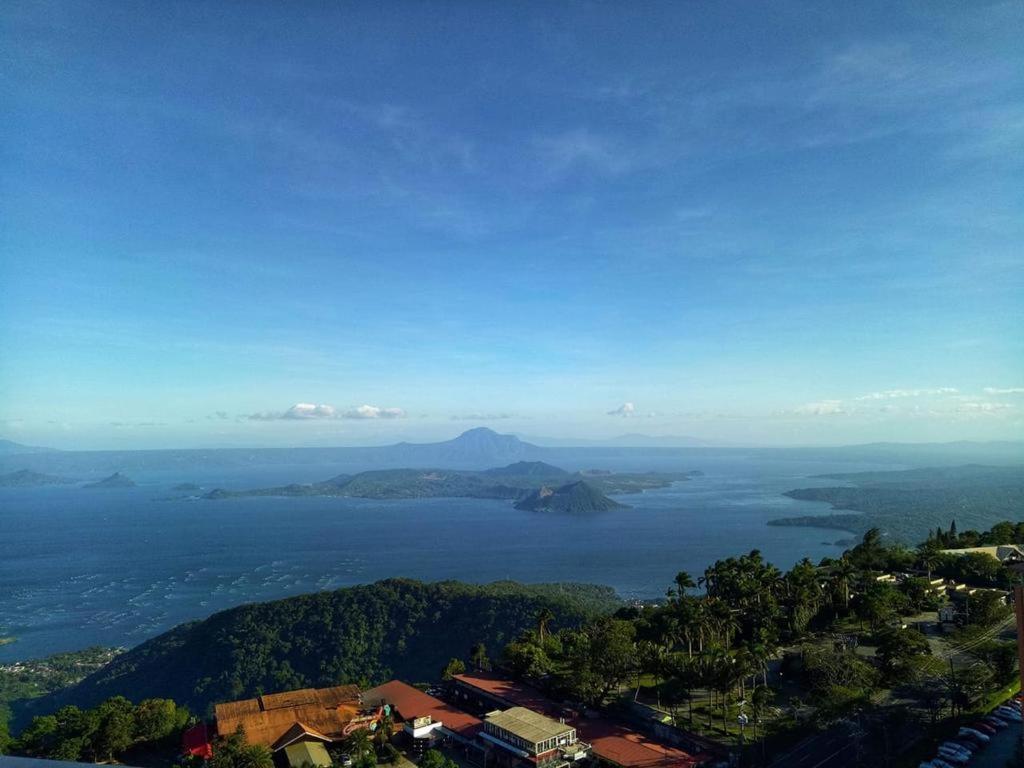 Cityland Tagaytay Taal Lake View City View Free Pool Parking Studios With Balcony Are City View 따가이따이 외부 사진