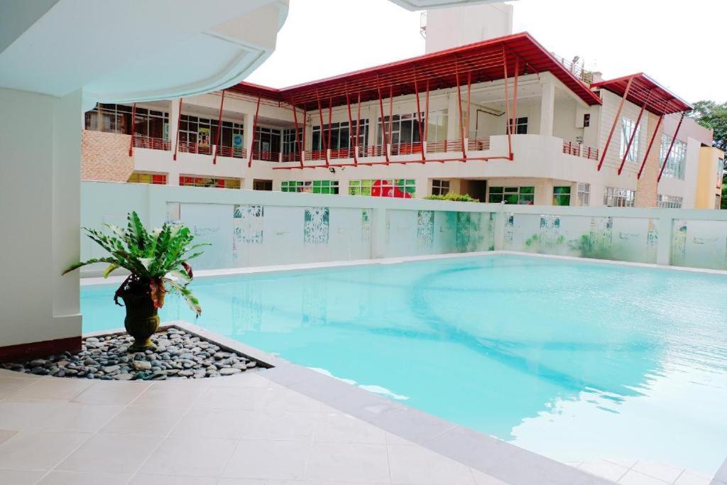 Cityland Tagaytay Taal Lake View City View Free Pool Parking Studios With Balcony Are City View 따가이따이 외부 사진