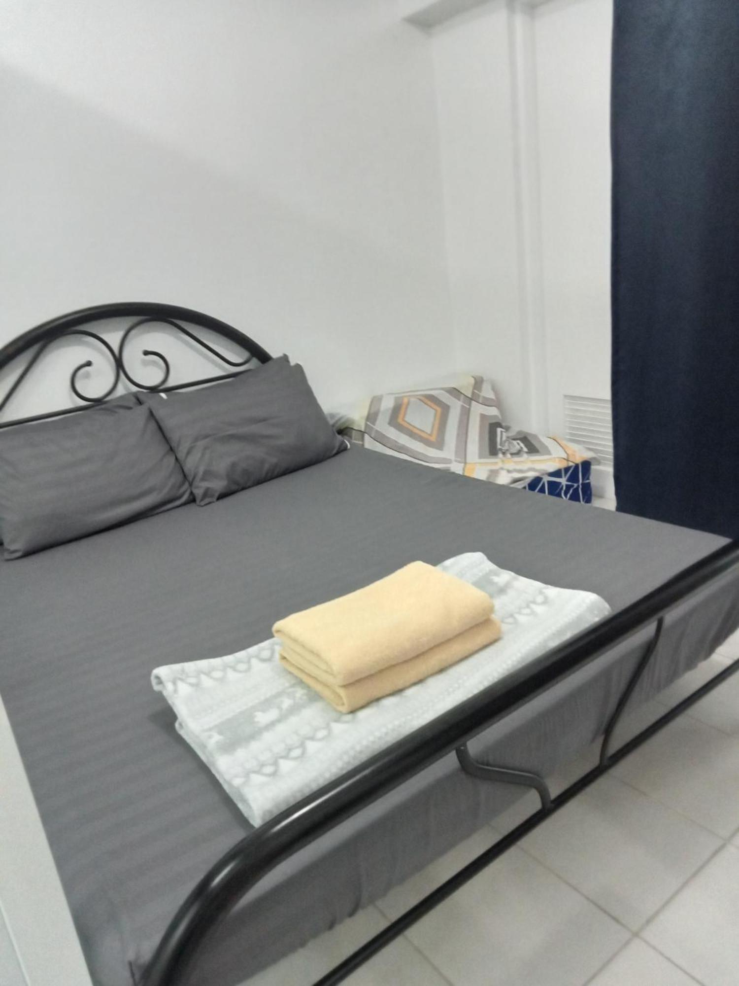 Cityland Tagaytay Taal Lake View City View Free Pool Parking Studios With Balcony Are City View 따가이따이 객실 사진